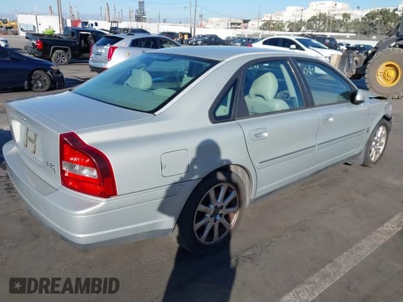 ✅ 2003 Volvo S80 • VIN: YV1TS91Z931311900 • Лот: 41312816. Опубликован ранее на IAAI с пробегом 98 650 миль. Бесплатный доступ к архиву аукционных продаж из США и подробный отчёт об истории автомобиля на DreamBid. Изображение 4.