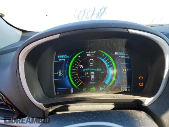 ✅ 2017 Chevrolet Volt LT • VIN: 1G1RC6S58HU215066 • Lot: 71506053. Wystawiony na Copart z przebiegiem 66 950 mil. Bezpłatny archiwum sprzedaży aukcyjnych z USA i szczegółowy raport historii pojazdu na DreamBid. Zdjęcie 9.