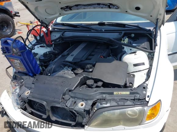 ✅ 2005 BMW 3 Series 330i • VIN: WBAEV53485KM41046 • Lot: 42469236. Wystawiony na IAAI z przebiegiem 150 503 mil. Bezpłatny archiwum sprzedaży aukcyjnych z USA i szczegółowy raport historii pojazdu na DreamBid. Zdjęcie 10.