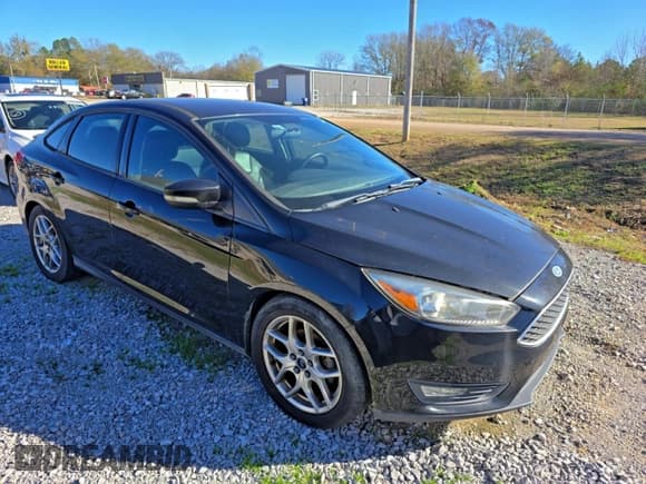 ✅ 2015 Ford Focus SE • VIN: 1FADP3F2XFL218886 • Лот: 94962755. Опубликован ранее на Copart с пробегом Не указан. Бесплатный доступ к архиву аукционных продаж из США и подробный отчёт об истории автомобиля на DreamBid. Изображение 1.