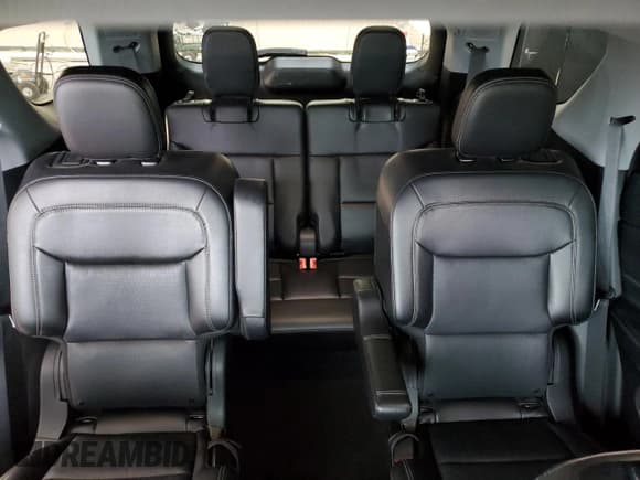 ✅ 2024 Ford Explorer Limited • VIN: 1FMSK8FH9RGA30872 • Lot: 85777595. Wystawiony na Copart z przebiegiem 48 676 mil. Bezpłatny archiwum sprzedaży aukcyjnych z USA i szczegółowy raport historii pojazdu na DreamBid. Zdjęcie 10.