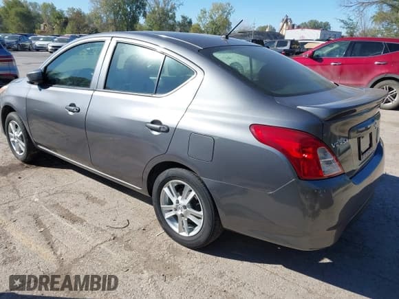 ✅ 2019 Nissan Versa SV • VIN: 3N1CN7AP6KL823303 • Лот: 43477953. Опубликован ранее на IAAI с пробегом 97 170 миль. Бесплатный доступ к архиву аукционных продаж из США и подробный отчёт об истории автомобиля на DreamBid. Изображение 3.