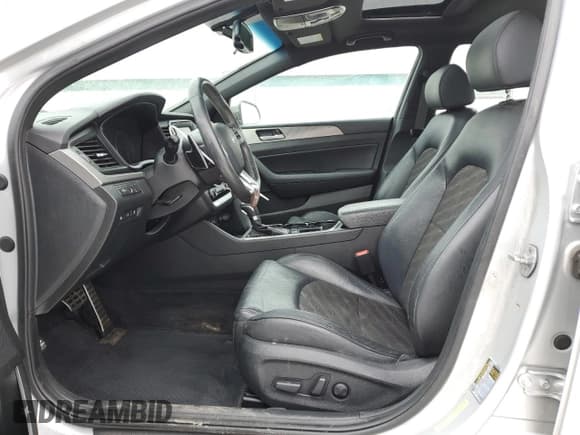 ✅ 2018 Hyundai Sonata Limited • VIN: 5NPE34AF3JH697207 • Лот: 42802623. Опубликован ранее на Copart с пробегом 81 165 миль. Бесплатный доступ к архиву аукционных продаж из США и подробный отчёт об истории автомобиля на DreamBid. Изображение 7.