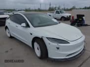 ✅ 2024 Tesla Model 3 • VIN: 5YJ3E1EA4RF865607 • Lot: 41924872. Wystawiony na IAAI z przebiegiem 7 535 mil. Bezpłatny archiwum sprzedaży aukcyjnych z USA i szczegółowy raport historii pojazdu na DreamBid. Zdjęcie 1.