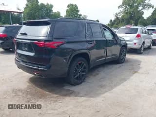 ✅ 2024 Chevrolet Traverse • VIN: 1GNETZKW0RJ137554 • Lot: 43236119. Wystawiony na IAAI z przebiegiem 40 305 mil. Bezpłatny archiwum sprzedaży aukcyjnych z USA i szczegółowy raport historii pojazdu na DreamBid. Zdjęcie 4.