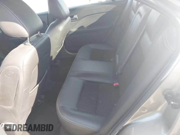 ✅ 2009 Ford Fusion SE • VIN: 3FAHP07Z99R160853 • Lot: 43679824. Wystawiony na IAAI z przebiegiem 168 539 mil. Bezpłatny archiwum sprzedaży aukcyjnych z USA i szczegółowy raport historii pojazdu na DreamBid. Zdjęcie 8.