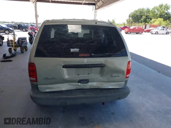 ✅ 1999 Plymouth Voyager • VIN: 2P4FP25B8XR470543 • Лот: 42043722. Опубликован ранее на IAAI с пробегом 175 834 миль. Бесплатный доступ к архиву аукционных продаж из США и подробный отчёт об истории автомобиля на DreamBid. Изображение 16.