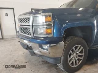 ✅ 2015 Chevrolet Silverado 1500 LT • VIN: 3GCUKREC5FG477885 • Lot: 42972115. Wystawiony na IAAI z przebiegiem 173 409 mil. Bezpłatny archiwum sprzedaży aukcyjnych z USA i szczegółowy raport historii pojazdu na DreamBid. Zdjęcie 6.