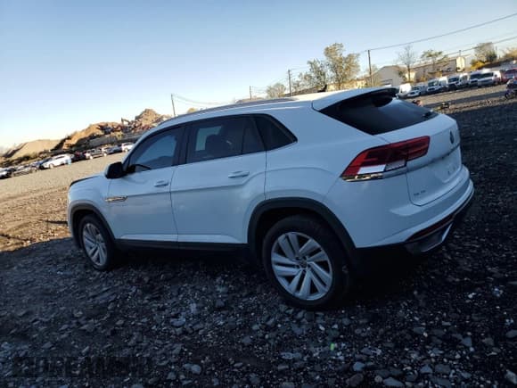 ✅ 2021 Volkswagen Atlas SE • VIN: 1V2JE2CA8MC208443 • Lot: 89524475. Listed on Copart with 76,944 mi. Free auction sales archive from the USA and detailed vehicle history report at DreamBid. Image 2.