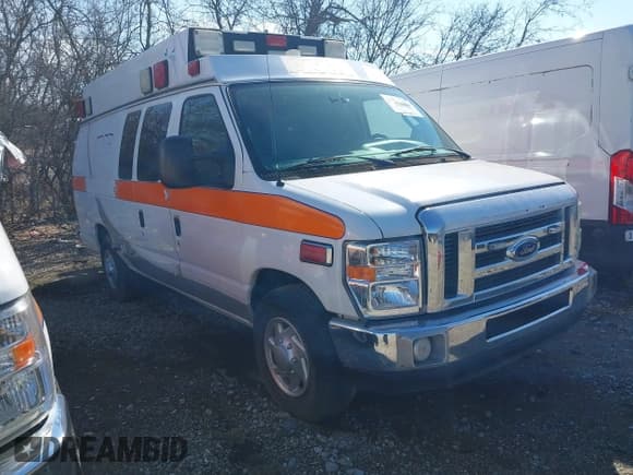 ✅ 2012 Ford E-Series Commercial • VIN: 1FDSS3ESXCDA58950 • Лот: 41549561. Опубликован ранее на IAAI с пробегом 471 886 миль. Бесплатный доступ к архиву аукционных продаж из США и подробный отчёт об истории автомобиля на DreamBid. Изображение 1.