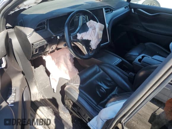 ✅ 2016 Tesla Model X P90D • VIN: 5YJXCAE48GF000699 • Лот: 86601935. Опубликован ранее на Copart с пробегом 171 774 миль. Бесплатный доступ к архиву аукционных продаж из США и подробный отчёт об истории автомобиля на DreamBid. Изображение 8.