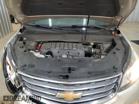 ✅ 2016 Chevrolet Traverse LT • VIN: 1GNKVGKD0GJ171037 • Lot: 91651545. Listed on Copart with 128,766 mi. Free auction sales archive from the USA and detailed vehicle history report at DreamBid. Image 12.