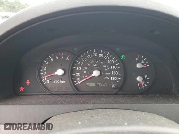 ✅ 2004 Kia Sorento LX • VIN: KNDJC733345233583 • Лот: 69924005. Опубликован ранее на Copart с пробегом 86 324 миль. Бесплатный доступ к архиву аукционных продаж из США и подробный отчёт об истории автомобиля на DreamBid. Изображение 9.