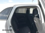 ✅ 2017 Mitsubishi Outlander ES • VIN: JA4AR3AU9HZ068585 • Lot: 41914883. Wystawiony na IAAI z przebiegiem 173 378 mil. Bezpłatny archiwum sprzedaży aukcyjnych z USA i szczegółowy raport historii pojazdu na DreamBid. Zdjęcie 8.