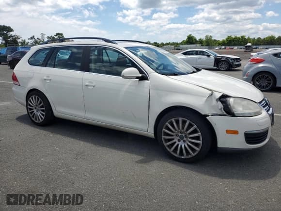 ✅ 2009 Volkswagen Jetta SE • VIN: 3VWTZ71K79M251262 • Lot: 60566824. Wystawiony na Copart z przebiegiem 196 823 mil. Bezpłatny archiwum sprzedaży aukcyjnych z USA i szczegółowy raport historii pojazdu na DreamBid. Zdjęcie 4.