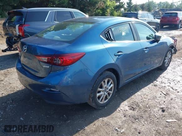 ✅ 2017 Mazda 3 Sport • VIN: 3MZBN1U77HM134209 • Lot: 42562018. Wystawiony na IAAI z przebiegiem 136 971 mil. Bezpłatny archiwum sprzedaży aukcyjnych z USA i szczegółowy raport historii pojazdu na DreamBid. Zdjęcie 4.