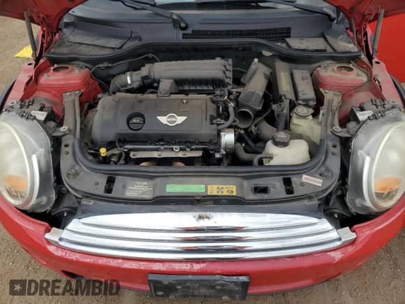 2007 MINI Hardtop with VIN WMWMF33517TT56956, listed as a Copart auction lot 56663985 with 121,729 mi miles and Clean title. Bid and sale history available at DreamBid. Image 11.