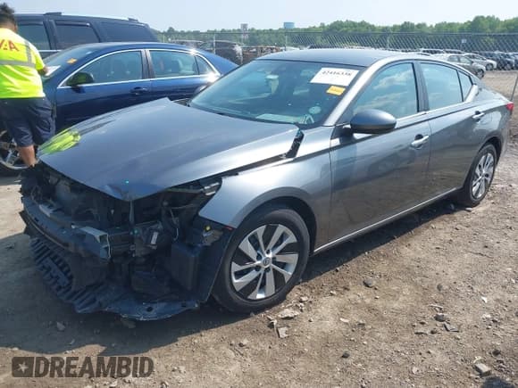 ✅ 2023 Nissan Altima S • VIN: 1N4BL4BV6PN387947 • Lot: 42416338. Listed on IAAI with 113,905 mi. Free auction sales archive from the USA and detailed vehicle history report at DreamBid. Image 18.