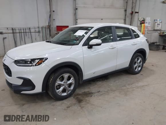 ✅ 2024 Honda HR-V LX • VIN: 3CZRZ2H35RM719109 • Lot: 43350815. Listed on IAAI with 29,816 mi. Free auction sales archive from the USA and detailed vehicle history report at DreamBid. Image 23.