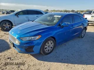 ✅ 2019 Ford Fusion S • VIN: 3FA6P0G79KR287114 • Лот: 94125165. Опубликован ранее на Copart с пробегом 72 844 миль. Бесплатный доступ к архиву аукционных продаж из США и подробный отчёт об истории автомобиля на DreamBid. Изображение 1.