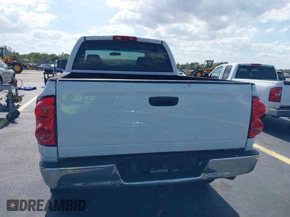 ✅ 2007 Dodge 2500 SLT • VIN: 1D7KS28AX7J617833 • Lot: 42319171. Listed on IAAI with 334,920 mi. Free auction sales archive from the USA and detailed vehicle history report at DreamBid. Image 16.