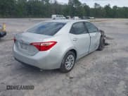 ✅ 2019 Toyota Corolla SE • VIN: 2T1BURHE2KC132994 • Lot: 43207999. Listed on IAAI with 88,958 mi. Free auction sales archive from the USA and detailed vehicle history report at DreamBid. Image 4.