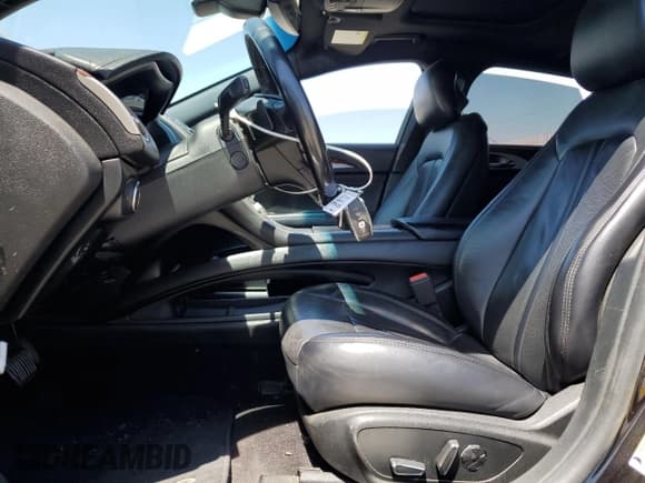 ✅ 2019 Lincoln MKZ Reserve II • VIN: 3LN6L5E92KR605402 • Lot: 69147905. Listed on Copart with 81,176 mi. Free auction sales archive from the USA and detailed vehicle history report at DreamBid. Image 7.