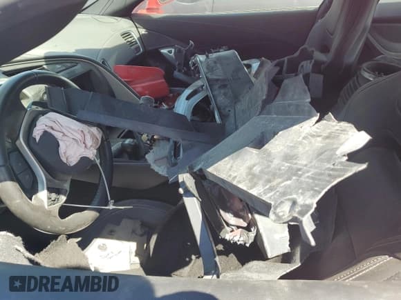 ✅ 2015 Chevrolet Corvette 1LT • VIN: 1G1YA2D73F5118809 • Lot: 52425605. Wystawiony na Copart z przebiegiem Nie podano. Bezpłatny archiwum sprzedaży aukcyjnych z USA i szczegółowy raport historii pojazdu na DreamBid. Zdjęcie 7.