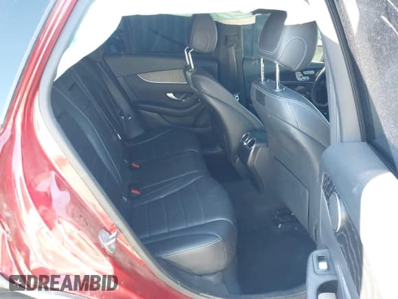 ✅ 2018 Mercedes-Benz GLC 300 • VIN: WDC0G4JB7JV089101 • Lot: 43564856. Wystawiony na IAAI z przebiegiem 101 293 mil. Bezpłatny archiwum sprzedaży aukcyjnych z USA i szczegółowy raport historii pojazdu na DreamBid. Zdjęcie 8.