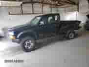 2001 Chevrolet S-10 LS ZR2 с VIN 1GCCT19W018184070, выставлен на аукционе Copart как лот 64828425 с пробегом Не указан миль и Списание • Salvage title. История ставок и продаж доступна на DreamBid. Изображение 1.