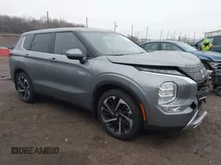 2023 Mitsubishi Outlander SE with VIN JA4T5UA99PZ023554, listed as a IAAI auction lot 41472134 with 16,451 mi miles and . Bid and sale history available at DreamBid. Image 1.