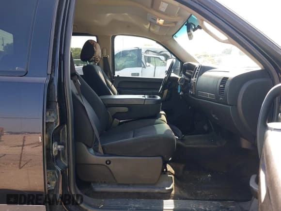 ✅ 2011 Chevrolet Silverado 2500HD LT • VIN: 1GC1KXCG7BF241067 • Лот: 43017708. Опубликован ранее на IAAI с пробегом 289 561 миль. Бесплатный доступ к архиву аукционных продаж из США и подробный отчёт об истории автомобиля на DreamBid. Изображение 5.