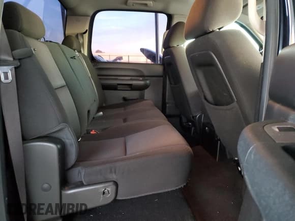 ✅ 2012 Chevrolet Silverado 1500 • VIN: 1GCPCSE7XCF165532 • Лот: 86780984. Опубликован ранее на Copart с пробегом 148 080 миль. Бесплатный доступ к архиву аукционных продаж из США и подробный отчёт об истории автомобиля на DreamBid. Изображение 10.