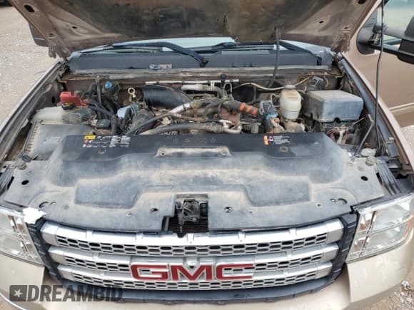 ✅ 2013 GMC Sierra 3500HD SLT • VIN: 1GT423C86DF162619 • Лот: 70545355. Опубликован ранее на Copart с пробегом 280 651 миль. Бесплатный доступ к архиву аукционных продаж из США и подробный отчёт об истории автомобиля на DreamBid. Изображение 11.