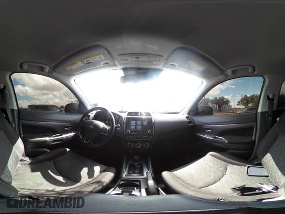 ✅ 2020 Mitsubishi Outlander ES • VIN: JA4AR3AU8LU028620 • Lot: 42176148. Listed on IAAI with 84,100 mi. Free auction sales archive from the USA and detailed vehicle history report at DreamBid. Image 18.