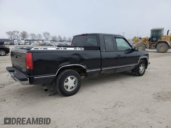 ✅ 1997 GMC Sierra 1500 • VIN: 1GTEC19M0VE552763 • Lot: 46078505. Listed on Copart with 151,561 mi miles. Access the free auction sales archive from the USA and view a detailed vehicle history report at DreamBid. Image 3.
