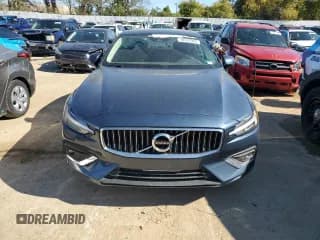 ✅ 2020 Volvo S60 Inscription • VIN: 7JR102FL2LG072607 • Lot: 70743503. Wystawiony na Copart z przebiegiem 44 725 mil. Bezpłatny archiwum sprzedaży aukcyjnych z USA i szczegółowy raport historii pojazdu na DreamBid. Zdjęcie 5.