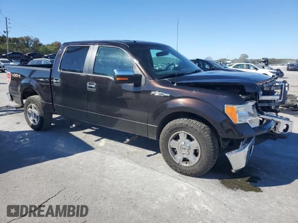 ✅ 2013 Ford F-150 XLT • VIN: 1FTFW1EF6DFB16706 • Lot: 85903755. Listed on Copart with 240,286 mi. Free auction sales archive from the USA and detailed vehicle history report at DreamBid. Image 4.