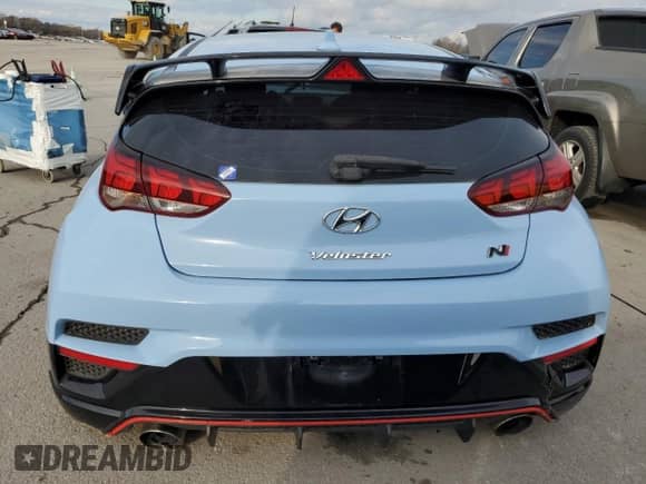 2020 Hyundai Veloster z VIN KMHT36AH7LU003918, wystawiony jako Copart lot #84159544 z przebiegiem 89 482 mil mil oraz Czysty tytuł • Clean title. Historia ofert i sprzedaży dostępna na DreamBid. Obrazek 6.