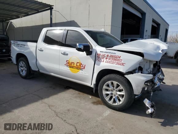 ✅ 2020 Chevrolet Silverado 1500 LTZ • VIN: 3GCUYGELXLG275011 • Lot: 49483245. Wystawiony na Copart z przebiegiem 76 405 mil. Bezpłatny archiwum sprzedaży aukcyjnych z USA i szczegółowy raport historii pojazdu na DreamBid. Zdjęcie 4.