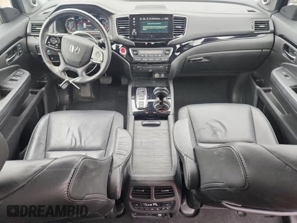 ✅ 2019 Honda Pilot Touring 8-Passenger • VIN: 5FNYF5H91KB018111 • Lot: 71864465. Listed on Copart with 96,937 mi. Free auction sales archive from the USA and detailed vehicle history report at DreamBid. Image 8.