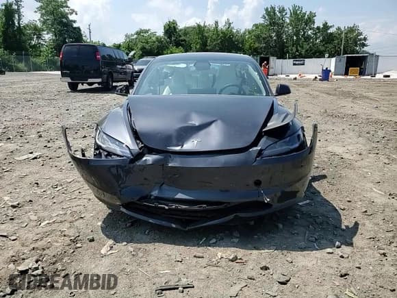 ✅ 2025 Tesla Model 3 Long Range • VIN: 5YJ3E1EA8SF011810 • Lot: 64189555. Listed on Copart with 2,056 mi. Free auction sales archive from the USA and detailed vehicle history report at DreamBid. Image 13.