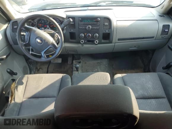 ✅ 2013 Chevrolet Silverado 2500HD Work Truck • VIN: 1GC2KVCG0DZ360041 • Lot: 59129505. Wystawiony na Copart z przebiegiem 201 346 mil. Bezpłatny archiwum sprzedaży aukcyjnych z USA i szczegółowy raport historii pojazdu na DreamBid. Zdjęcie 8.