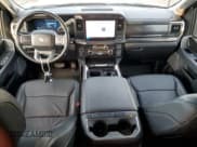 ✅ 2024 Ford F-250 • VIN: 1FT8X2BN8REC02202 • Lot: 79477304. Wystawiony na Copart z przebiegiem 16 581 mil. Bezpłatny archiwum sprzedaży aukcyjnych z USA i szczegółowy raport historii pojazdu na DreamBid. Zdjęcie 8.