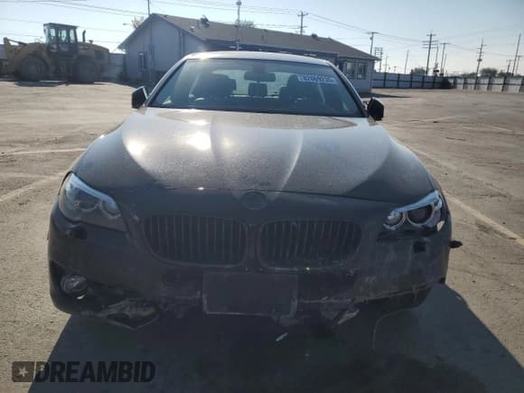 ✅ 2016 BMW 5 Series 528i xDrive • VIN: WBA5A7C51GG644009 • Lot: 82069235. Wystawiony na Copart z przebiegiem 87 726 mil. Bezpłatny archiwum sprzedaży aukcyjnych z USA i szczegółowy raport historii pojazdu na DreamBid. Zdjęcie 5.