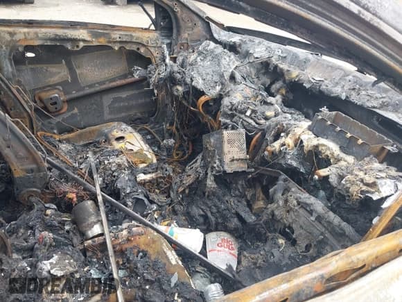 ✅ 2015 Hyundai Sonata SE • VIN: 5NPE24AF3FH222781 • Lot: 43323854. Listed on IAAI with Not provided. Free auction sales archive from the USA and detailed vehicle history report at DreamBid. Image 5.