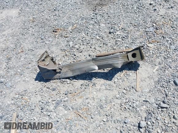 ✅ 2012 Ford Fusion SE • VIN: 3FAHP0HA1CR351408 • Lot: 43202440. Wystawiony na IAAI z przebiegiem 205 469 mil. Bezpłatny archiwum sprzedaży aukcyjnych z USA i szczegółowy raport historii pojazdu na DreamBid. Zdjęcie 12.