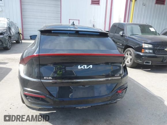 ✅ 2023 Kia EV6 GT-Line • VIN: KNDC44LA1P5115488 • Lot: 41643754. Listed on IAAI with 26,494 mi. Free auction sales archive from the USA and detailed vehicle history report at DreamBid. Image 16.