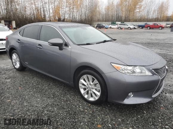 ✅ 2015 Lexus ES 300h • VIN: JTHBW1GG6F2094655 • Lot: 89658315. Wystawiony na Copart z przebiegiem 63 025 mil. Bezpłatny archiwum sprzedaży aukcyjnych z USA i szczegółowy raport historii pojazdu na DreamBid. Zdjęcie 4.