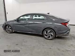 2025 Hyundai Elantra SEL Sport с VIN KMHLM4DG7SU979359, выставлен на аукционе Copart как лот 84722395 с пробегом 18 394 миль миль и Чистый • Clean title. История ставок и продаж доступна на DreamBid. Изображение 2.
